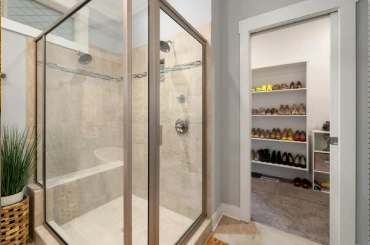 sustitucion de banera por plato de ducha en un bano de montecerrao